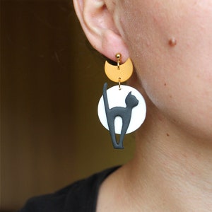Black cat Polymer Clay Earrings /Halloween clay earrings/Fall Long Statement Minimalist Earrings handmade gift image 3