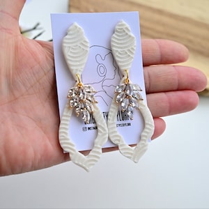 Polymer Clay Earrings.Modern White earrings.Bridal Statement Earrings. Wedding Minimalist Earrings. Handmade gift.Geometric earrings.