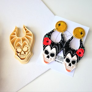 Skull Polymer Clay Cutter, Halloween Clay Cutters, Fall (Autumn) Embossing Clay Cutter- 2 Sizes