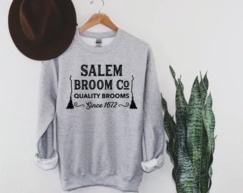 Sudadera unisex de cuello redondo de Salem Broom Co. para Halloween