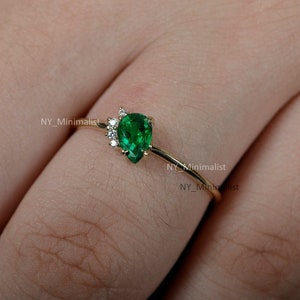 Genuine 0.65 Ct. Pear Shape Emerald and Diamond Engagement Ring/ Solid 14K Yellow Gold Ring/ Teardrop Emerald Ring/ May Birthstone Ring