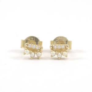 14K Solid Gold Pearl Stud Earrings: Petite Diamond Fine Jewelry