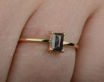 Natural Salt Pepper Diamond Ring, 14K Solid Gold, Stackable Ring, Baguette Salt Pepper Engagement Ring, Minimalist Jewelry, Memorial Gift's