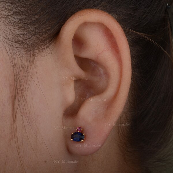 Puces d'oreilles faites main en or 14 carats avec saphir bleu et rubis : bijoux minimalistes en pierres précieuses
