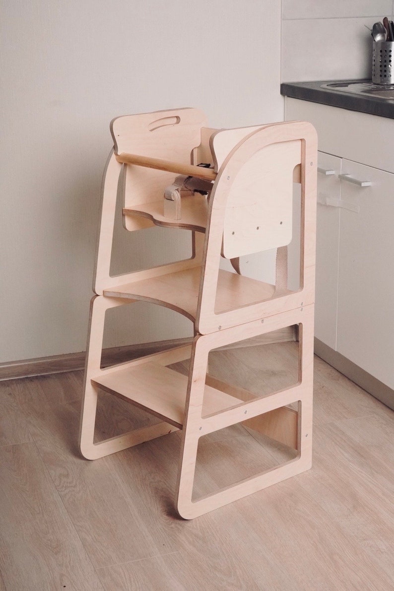 3 in 1 Kitchen Tower : High chair, step stool, kids desk. image 4