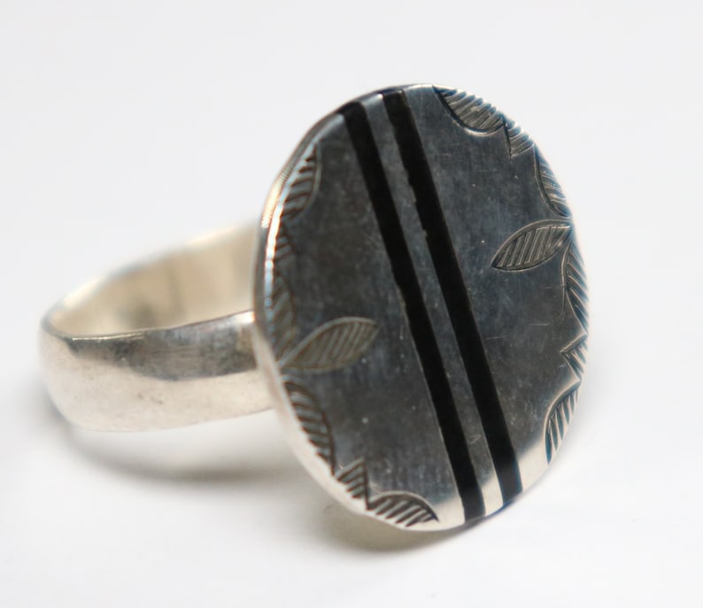 Berber Amazigh tribal patterns engraved 925 Silver ring
