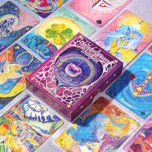 Begränsad upplaga: Cherry Dreamwoven Lenormand-kortlek – Deluxe och Mini, rosa lila kanter (digital guidebok) bild 3