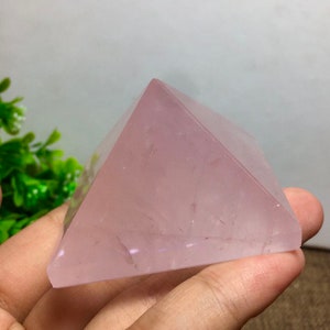 Rose Crystal Pyramid Natural Gemstone Healing Energy Spiritual Pyramids Crystals Natural Pyramids Crystals for Protection & Positive Energy