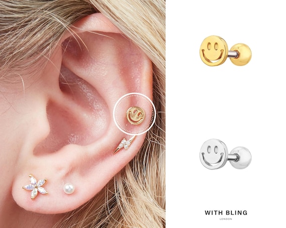 Smiley face 2024 stud earrings