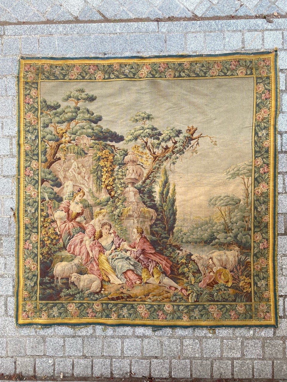 Tapisserie Ancienne Française Jaquar Style Aubusson Antique 146x154 cm