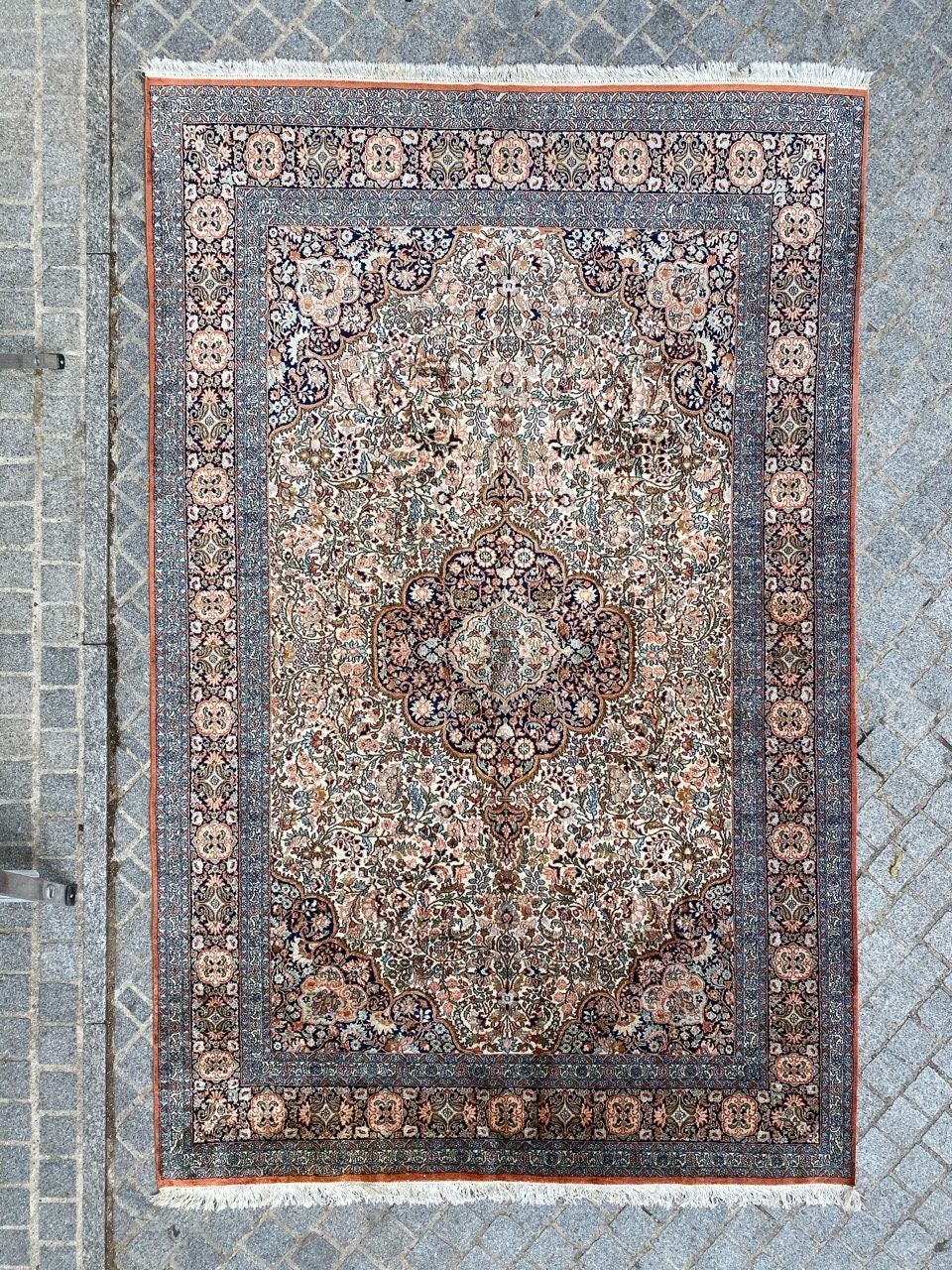 Grand Tapis Vintage Kashmir en Soie Fait Main 185x290 cm