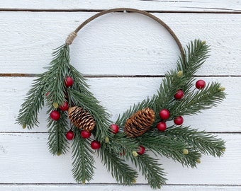 Adventskranz, Adventskranz, kleiner Hoop Dekor, Kiefer immergrün, rote oder weiße Stechpalmenbeeren, Küchenschrank, Pantry Tür Aufhänger,