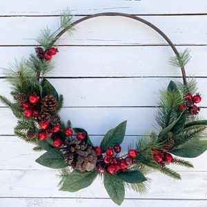 Christmas Wreath, Large Front Door Decor, Red Holly Berries, Evergreen Wreath, Pinecones Pine Needles, Modern Farmhouse, Holiday Home Decor