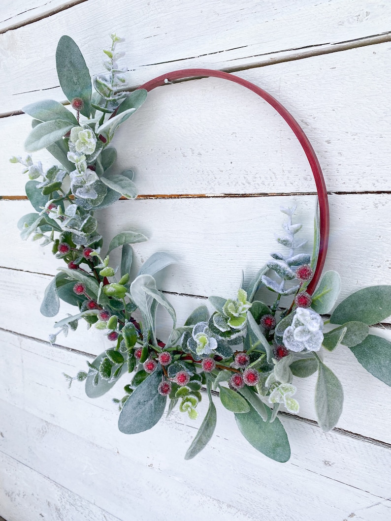 Christmas Wreath, Winter Wreath, Red Holly Berries, Window Wreath