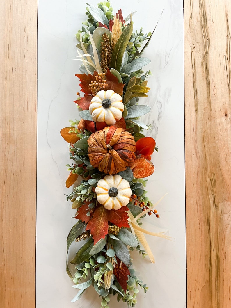 Décoration de table basse, centre de table de salle à manger d'automne, décoration d'intérieur citrouille d'automne, vitrine de cheminée, salon de ferme d'automne, guirlande orange blanc image 6