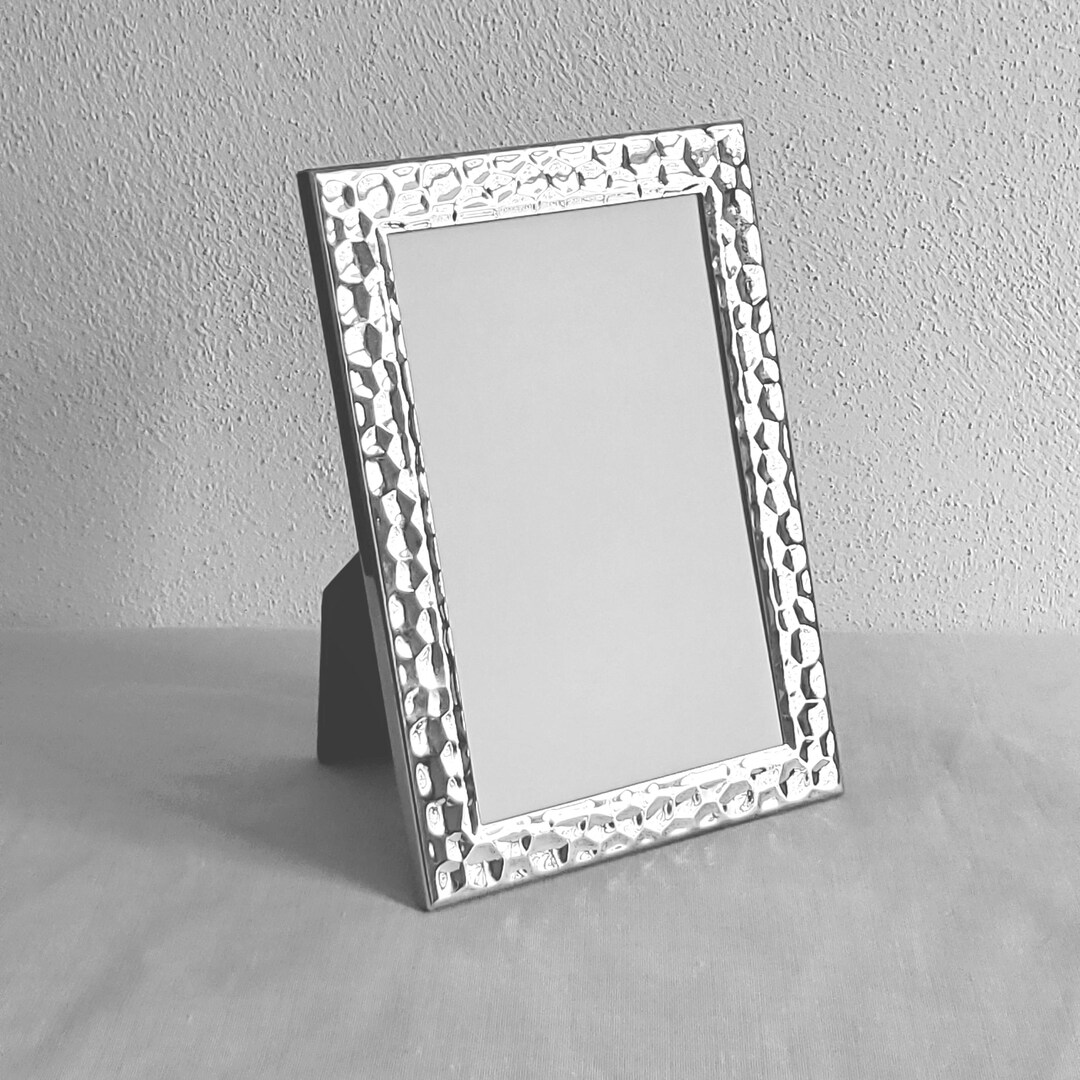 Emerson 4x6 Vertical Frame, Gold main image 1