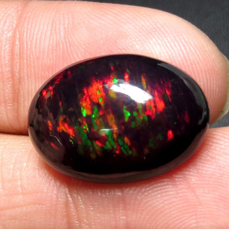 11 Cts 100/% Natural AAA Quality Ethiopian Black Opal Fire Cabochon Beautiful Color Black Opal Gemstone Size 21x14x8 Oval Shape