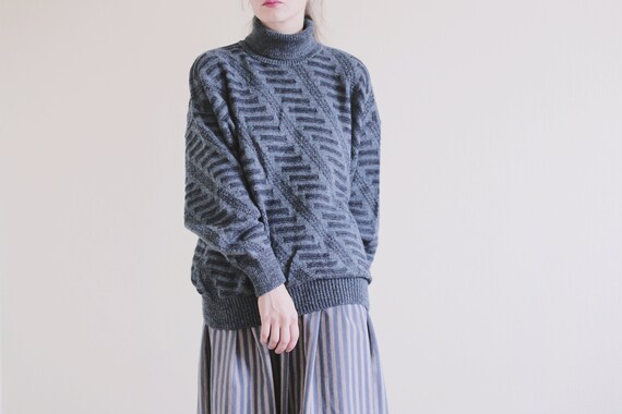 Vintage SWEATER Dark Blue Baggy 