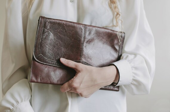 Vintage LEATHER CLUTCH BAG Dark Mahogany Brown 80… - image 2