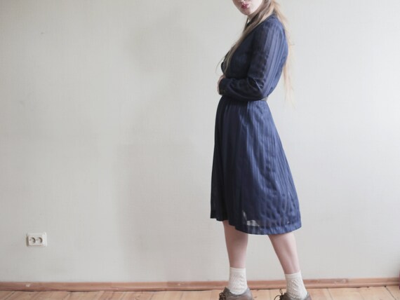 Vintage DRESS Dark Navy Blue Striped Retro Patter… - image 3