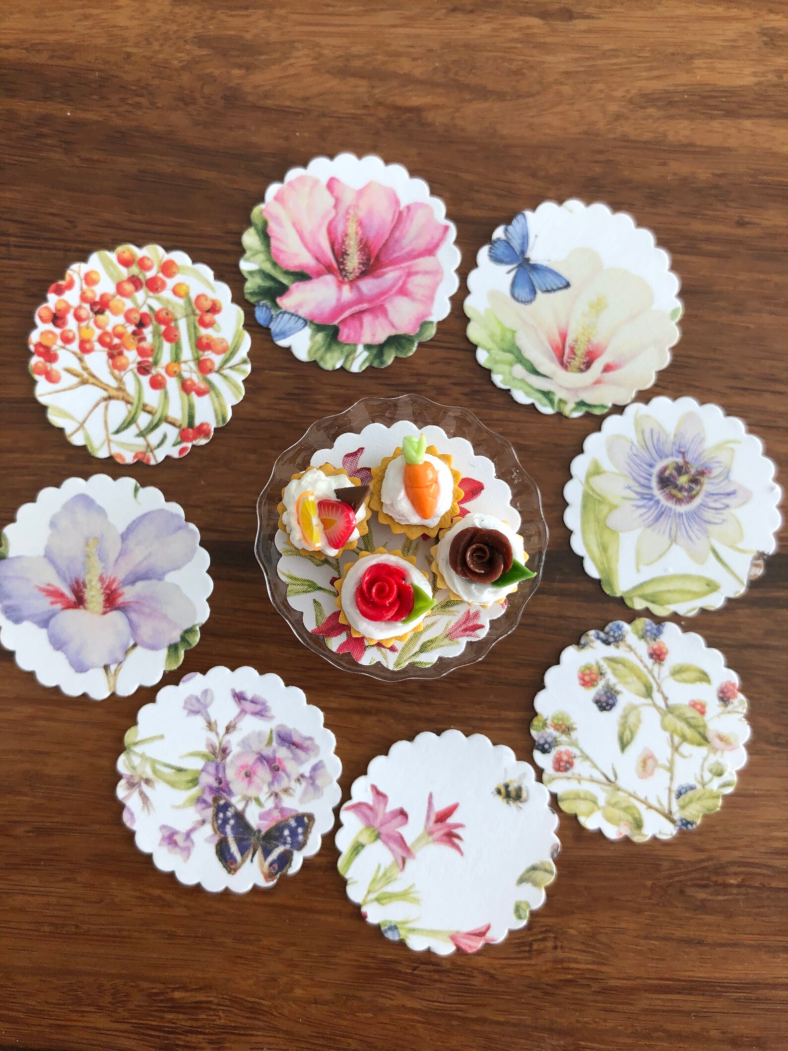 Cake Boards/doilies Set of 22 Floral Doilies 1 Inch 2.5 Etsy UK