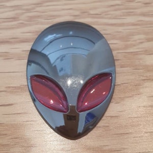 Metal 3D Quality Alienware Alien Head Car Decals Sticker Emblem - Metal Red Eye