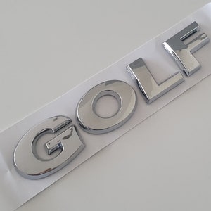 Naklejka 3D ABS GOLF na zderzak samochodu, litery na tylną oś - SREBRNA.