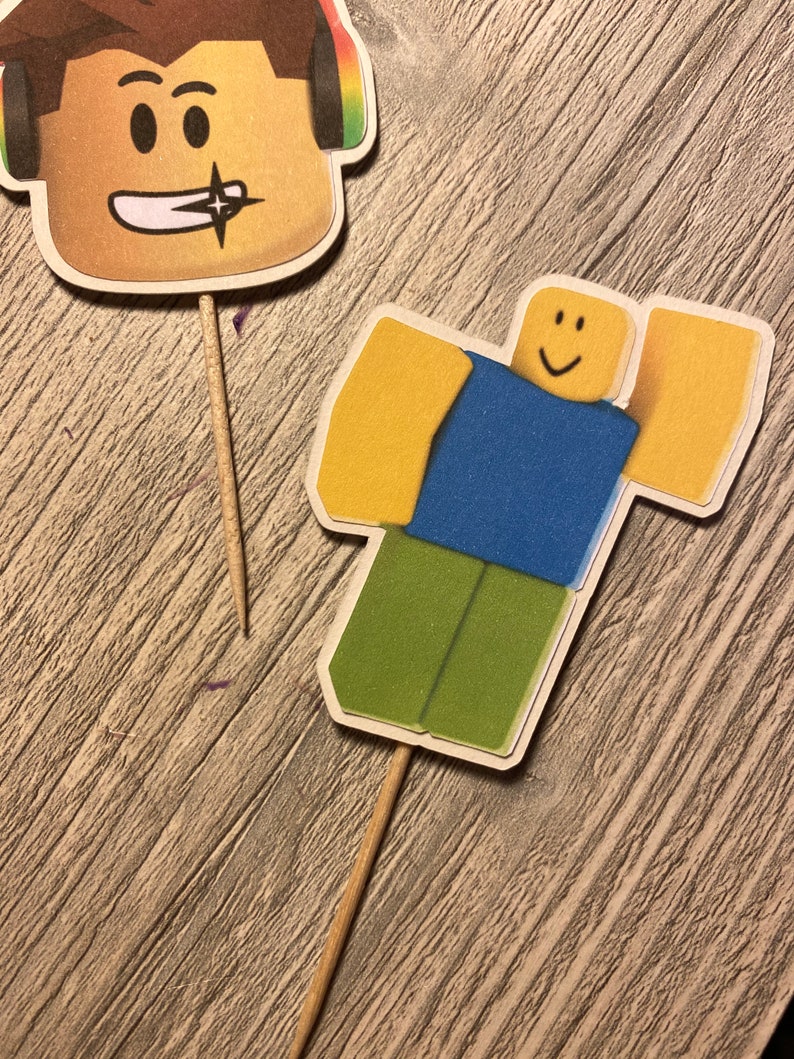 Set of 12 Roblox Cupcake Toppers Birthday Party Etsy