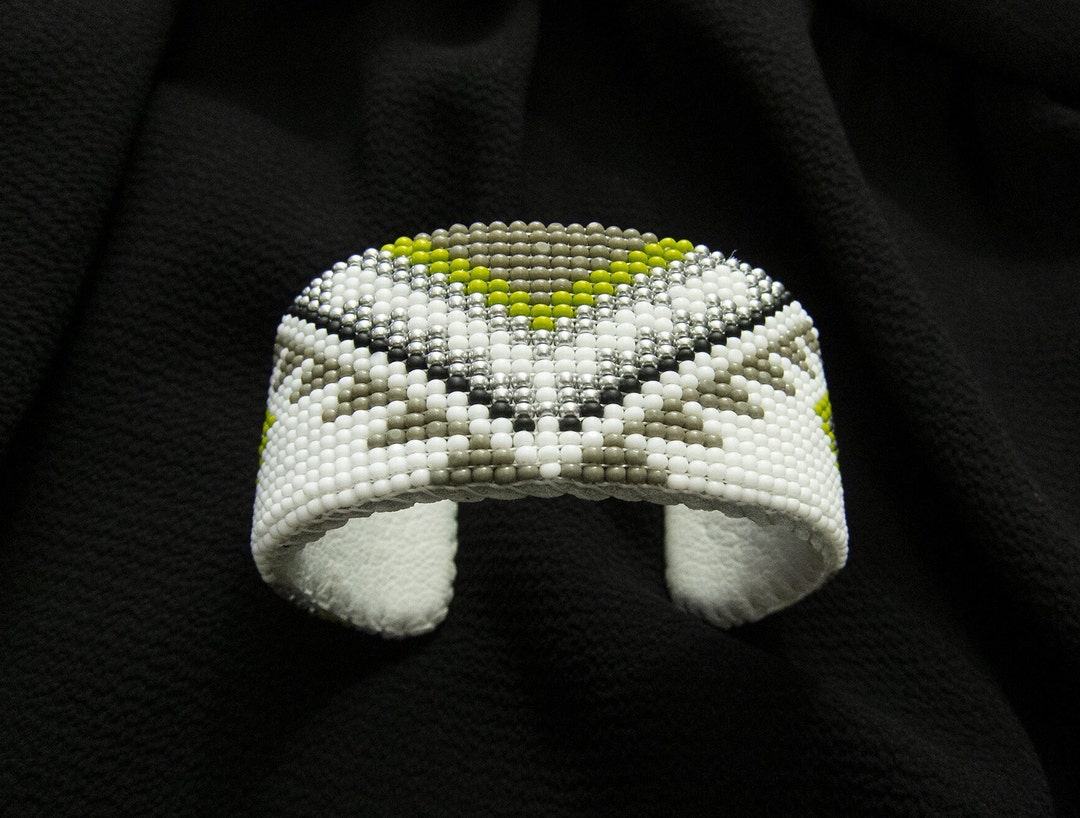 White - Handcrafted Bead Work Bracelet 14 main image 1