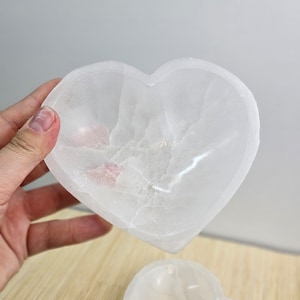 Selenite Bowl Heart 15 cm | Crystals Charging Bowl | Polished Selenite | Crystals Bowl | Made in Morocco | Home Gift | Crystals Lover GIft