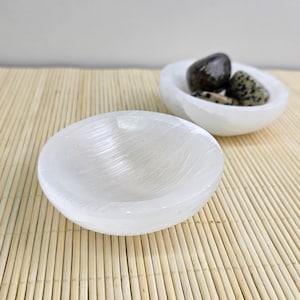 Selenite Round Bowl 8 cm | Crystals Storage Bowl | Handmade Gift | Crystals Lover Gift Idea | Crystals Holder | Home Decoration Gift