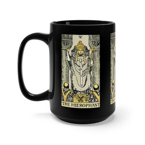 O Hierofante, caneca de cerâmica preta de 15 onças, carta de tarô, arcanos maiores, do baralho vintage Rider-Waite, café, chá