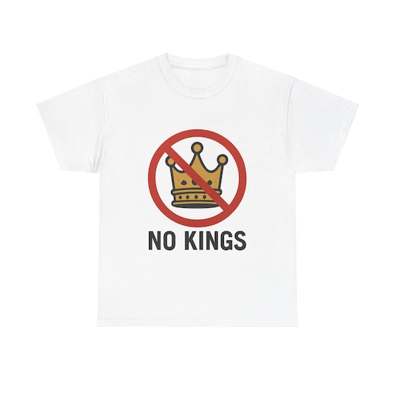No Kings T-shirt. Light Colors. For anyone who values freedom, equality or simply wants to express an anti-authoritarian attitude style.