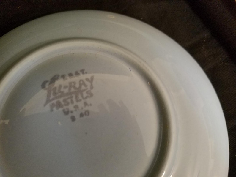 4 place settings Lu-Ray Pastel