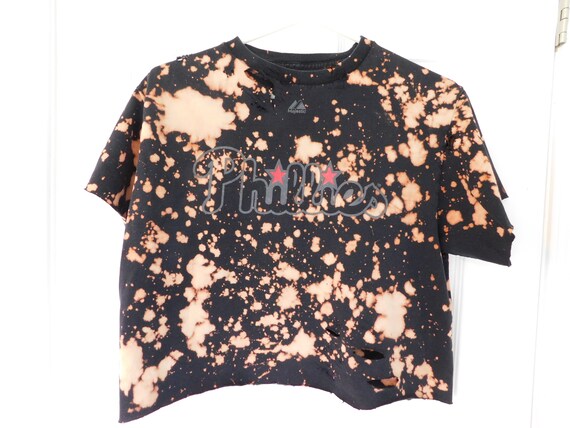 black phillies t shirt