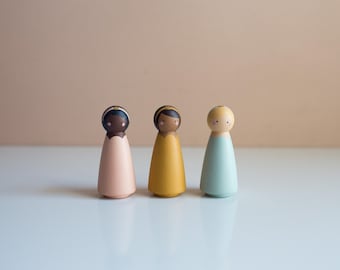 Modern Princess Peg Dolls set of 3, Montessori Waldorf inspired play, heirloom wooden toys