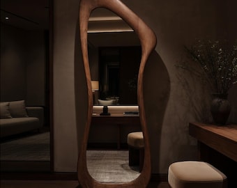 Asymmetrischer Spiegel in voller Länge, Bodenspiegel Holzrahmen, Leaner Spiegel in organischer Form, hoher Eingangsbank-Satz, minimalistisches Schlafzimmerdekor