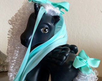 Retired My Little Pony HQG1C OBSIDIAN SNOWYLOCKS Custom