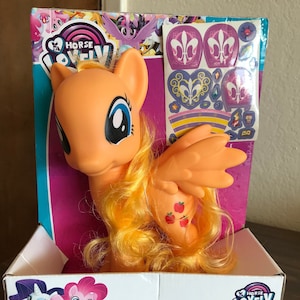 My Little Pony Applejack Pegasus Doll: G4 Fakie, NRFB