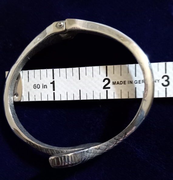 Vintage Y2K Silver Tone Snake Clamper Bracelet Gr… - image 6