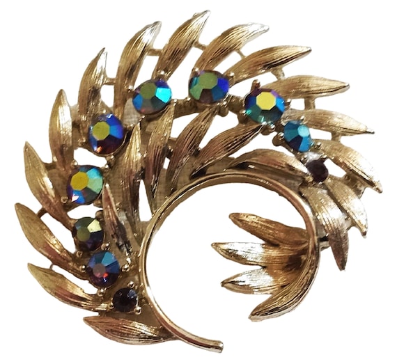 Vintage 1960s BSK Gold Half Wreath Brooch Darker … - image 1