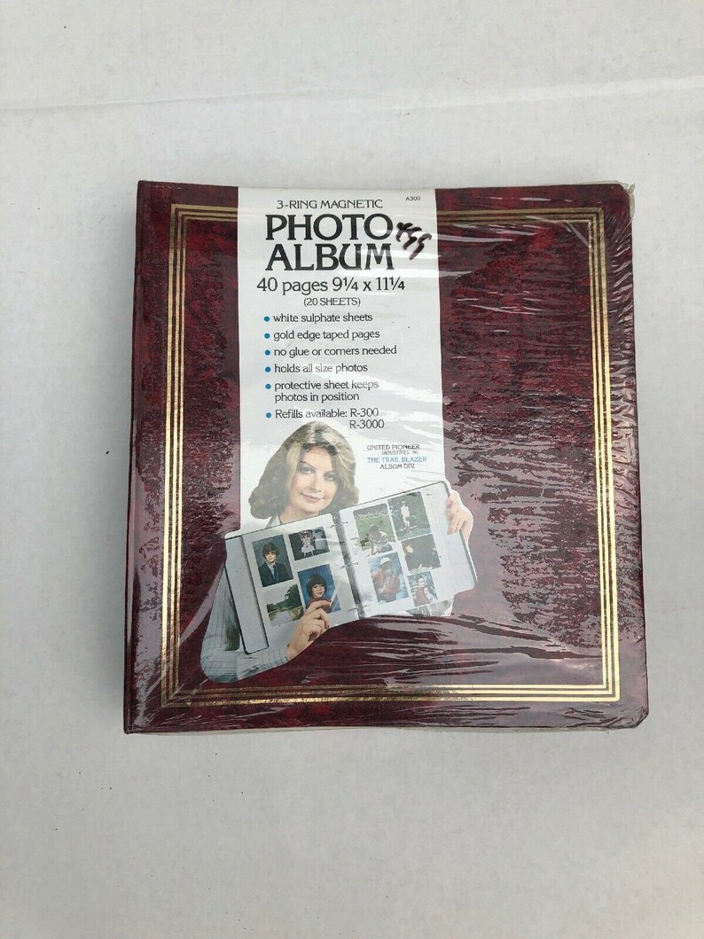 Vintage United Pioneer Industry\u2019s Trail Blazer 3 Ring Magnetic Photo Album 40 Pg