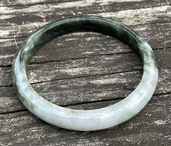 174ct Jade Bangle Vintage Jadeite Carved Bracelet… - image 7
