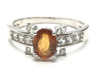 Oval Mexikanisches Feuer Opal Ewigkeit mit Klarem Cz Kristall Silberring
