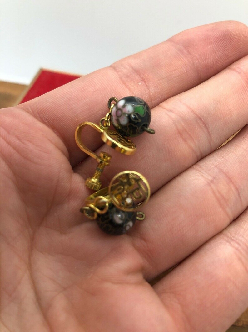 cloisonne vintage chinese enamel bead drop screw back gold tone fashion costume ethnic floral