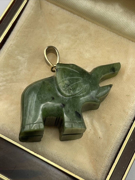 124ct Vintage Carved Black Nephrite Jade Elephant… - image 7