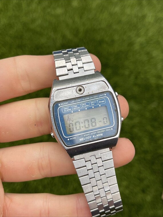 RARE Vintage 1980 Casio H104 Digital Melody Alarm Wat… Gem