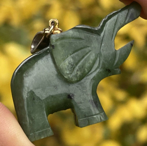 124ct Vintage Carved Black Nephrite Jade Elephant… - image 5
