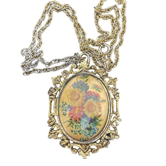 Vintage Estate Necklace Flower Cameo Gold Tone Pe… - image 1