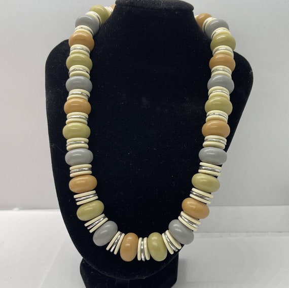 Vintage Necklace 20” Chunky Plastic Beads Colorfu… - image 1